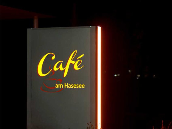 Lichtwerbung Leuchtwerbung Pylon in Osnabrück  Café am Hasesee Bramsche